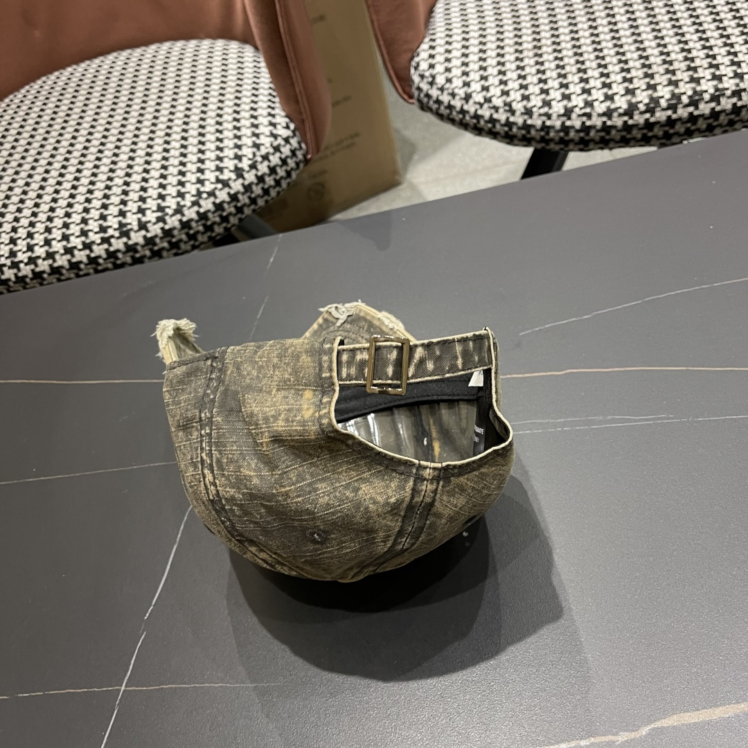  Moncler蒙口 水洗做日破洞棒球帽女2025春新款
防晒复古百搭鸭舌帽子男潮