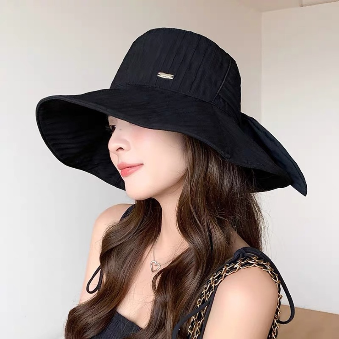  Chanel（香奈儿）2025夏季新款条纹蝴蝶结帽子女休闲百搭渔夫帽户
外遮阳防晒太阳帽