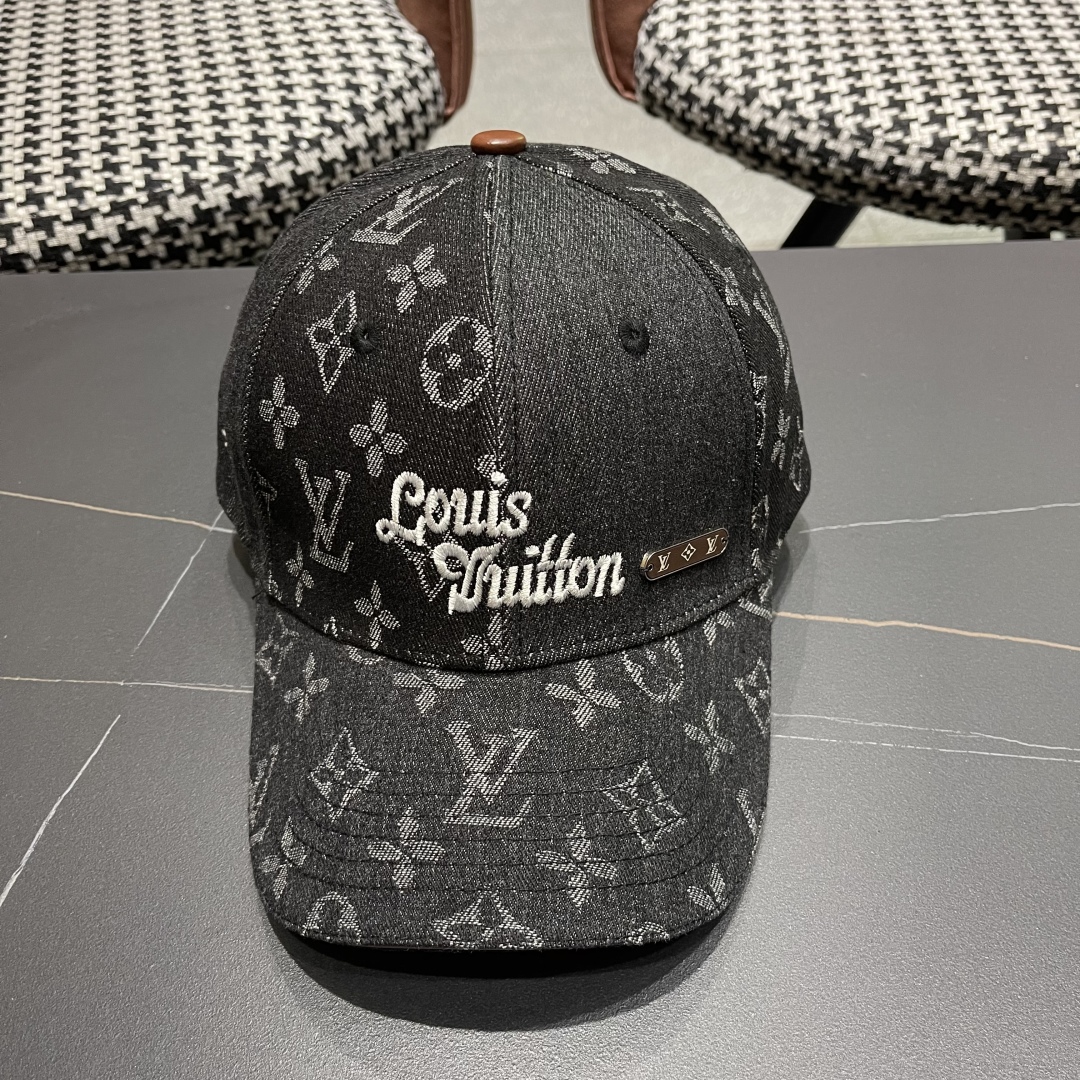 LV(路易威登)新款原单棒球帽，11开模订制，原版牛仔布料，做工细致完美，质量超赞，基础头围56，贴片