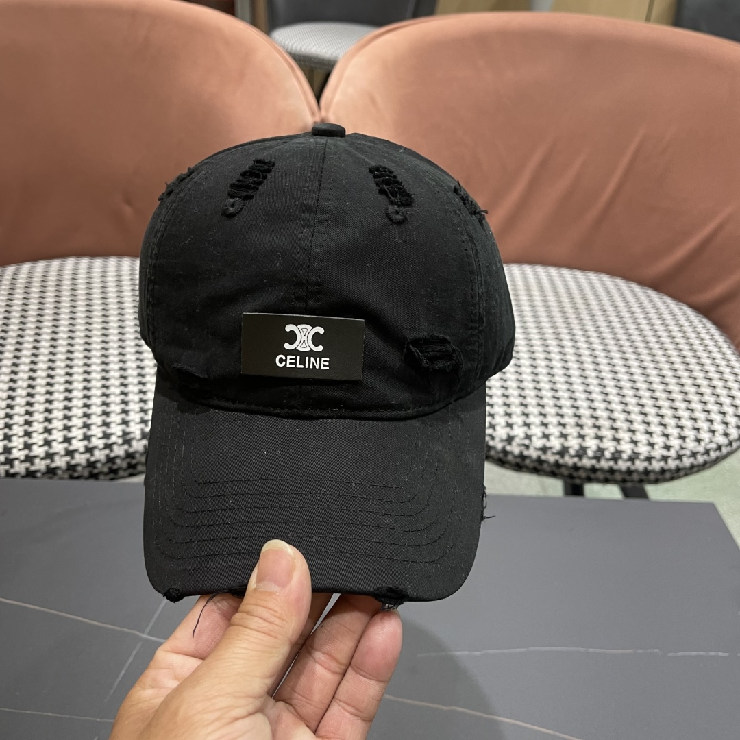  【CELINE赛琳】2025春夏新款爆款破洞棒球帽🧢，大牌款超好搭配，赶紧入手！