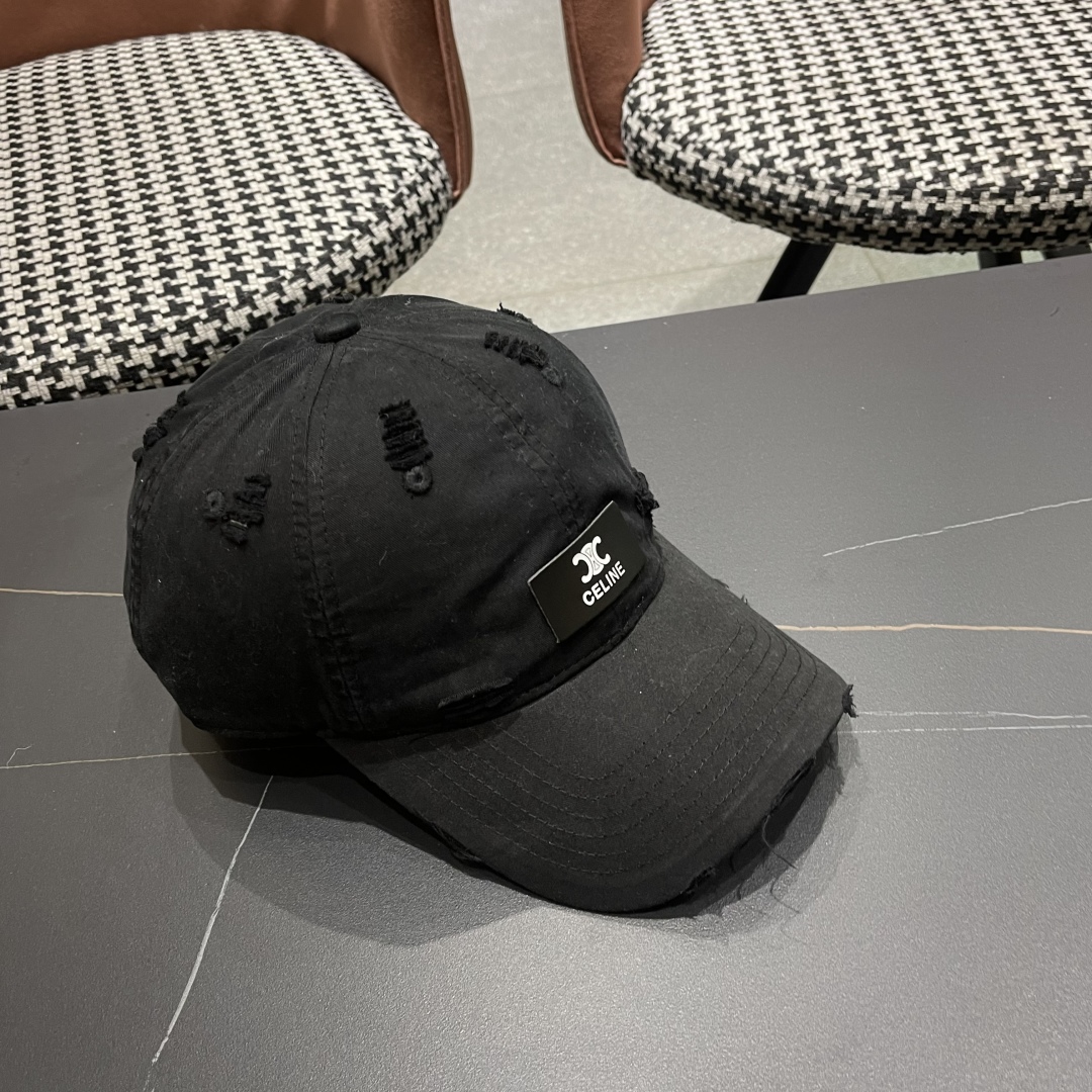  【CELINE赛琳】2025春夏新款爆款破洞棒球帽🧢，大牌款超好搭配，赶紧入手！
