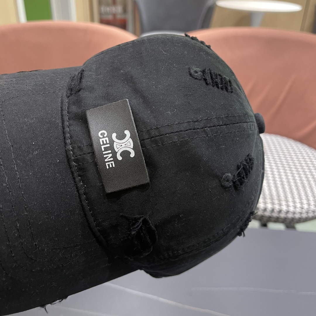  【CELINE赛琳】2025春夏新款爆款破洞棒球帽🧢，大牌款超好搭配，赶紧入手！