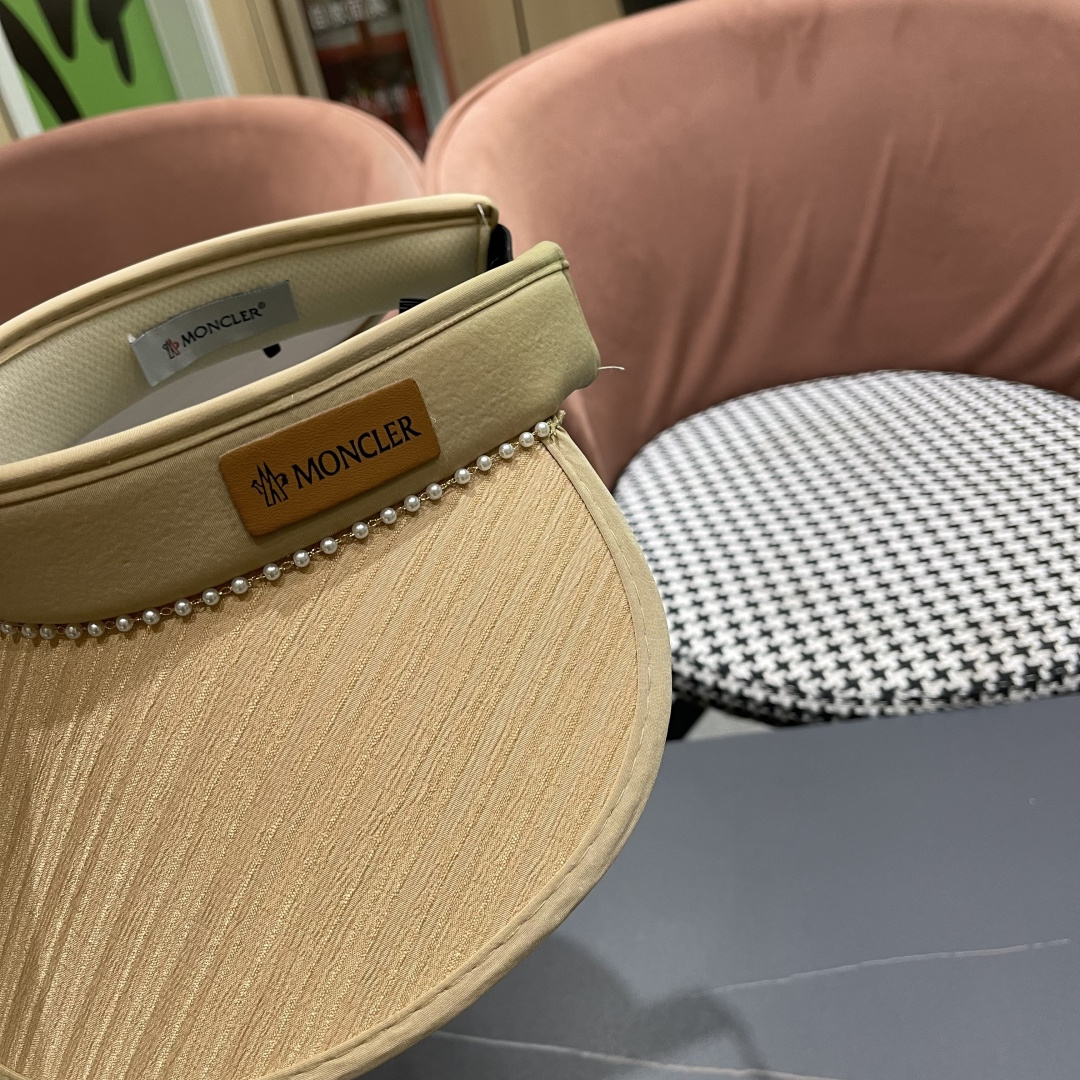  Moncler蒙口 帽子女夏天空顶帽高级感珍珠遮阳帽防紫外线
透气遮脸太阳帽潮