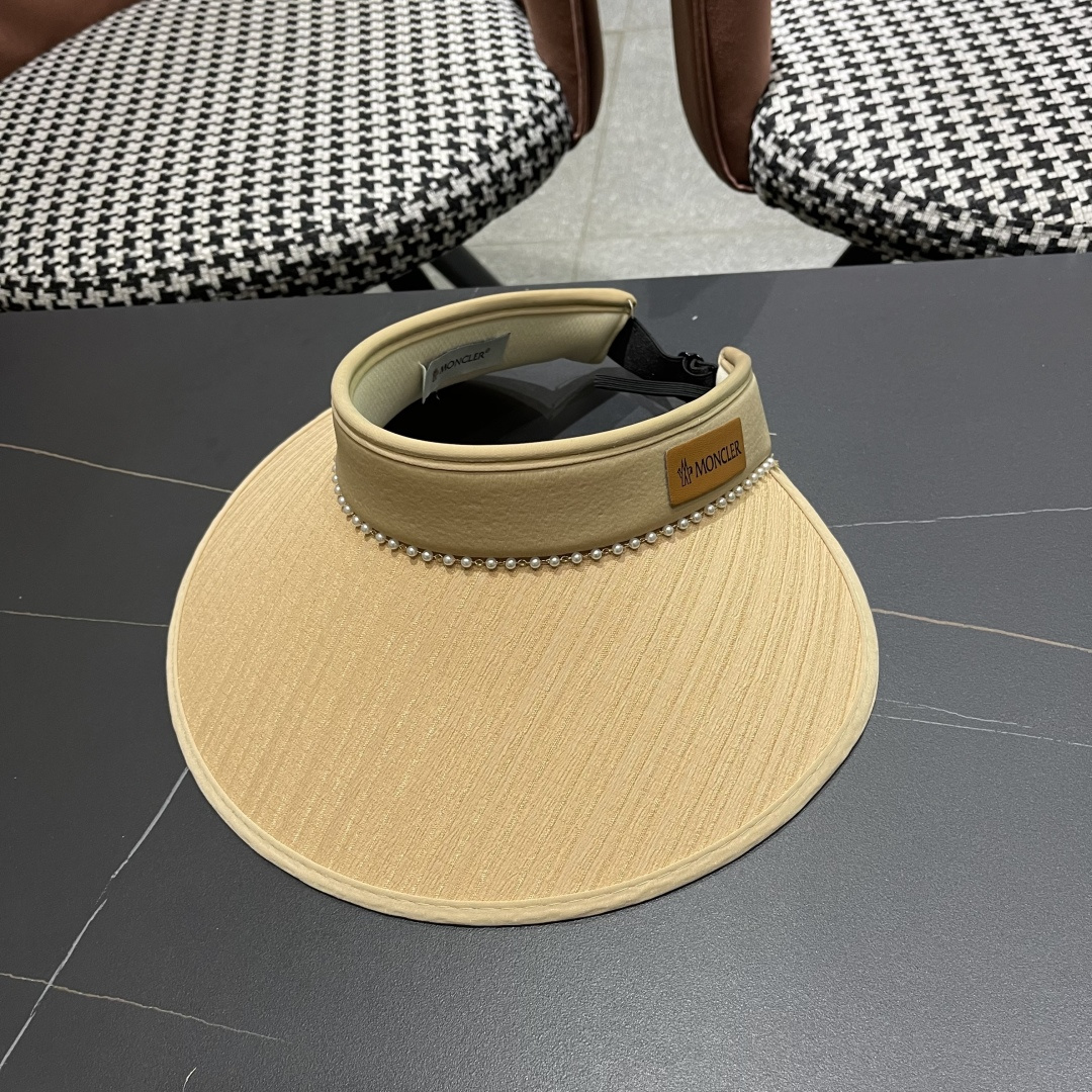  Moncler蒙口 帽子女夏天空顶帽高级感珍珠遮阳帽防紫外线
透气遮脸太阳帽潮