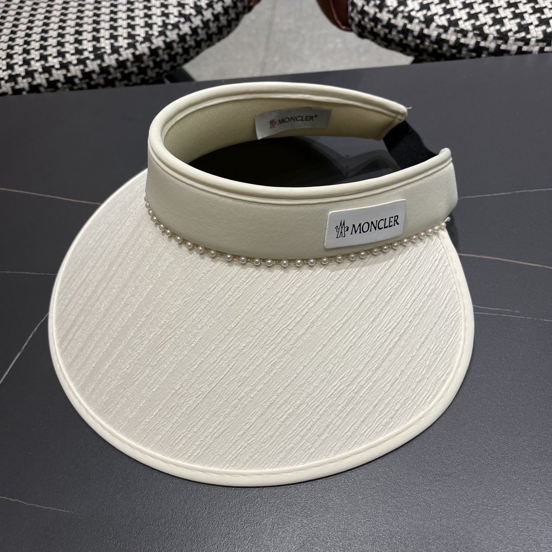  Moncler蒙口 帽子女夏天空顶帽高级感珍珠遮阳帽防紫外线
透气遮脸太阳帽潮