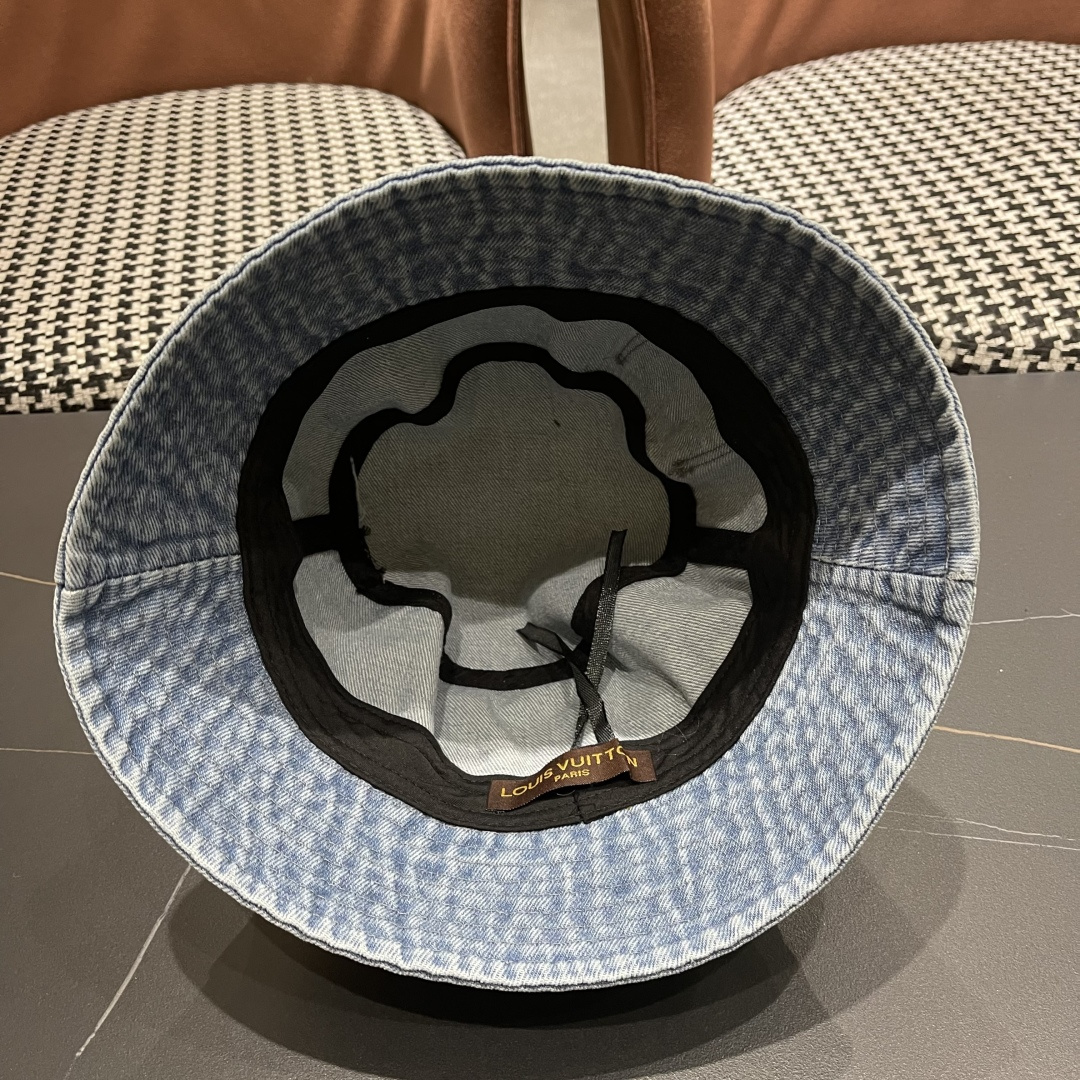 路易威登Lv 牛仔渔夫帽女春夏款休闲百搭品脸小盆帽大头
围遮阳防晒帽子潮