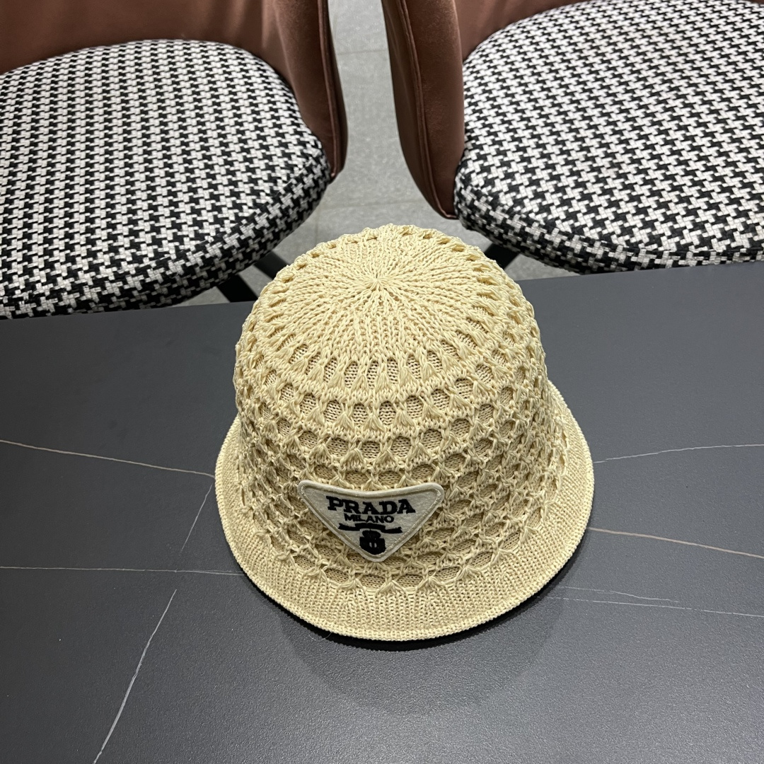  普拉达Prada 夏季时尚针织盆帽双面防晒遮阳渔夫帽女时尚
百搭素颜显脸小水桶帽
小