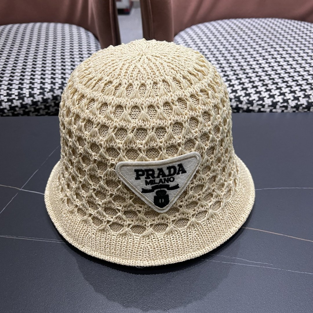  普拉达Prada 夏季时尚针织盆帽双面防晒遮阳渔夫帽女时尚
百搭素颜显脸小水桶帽
小