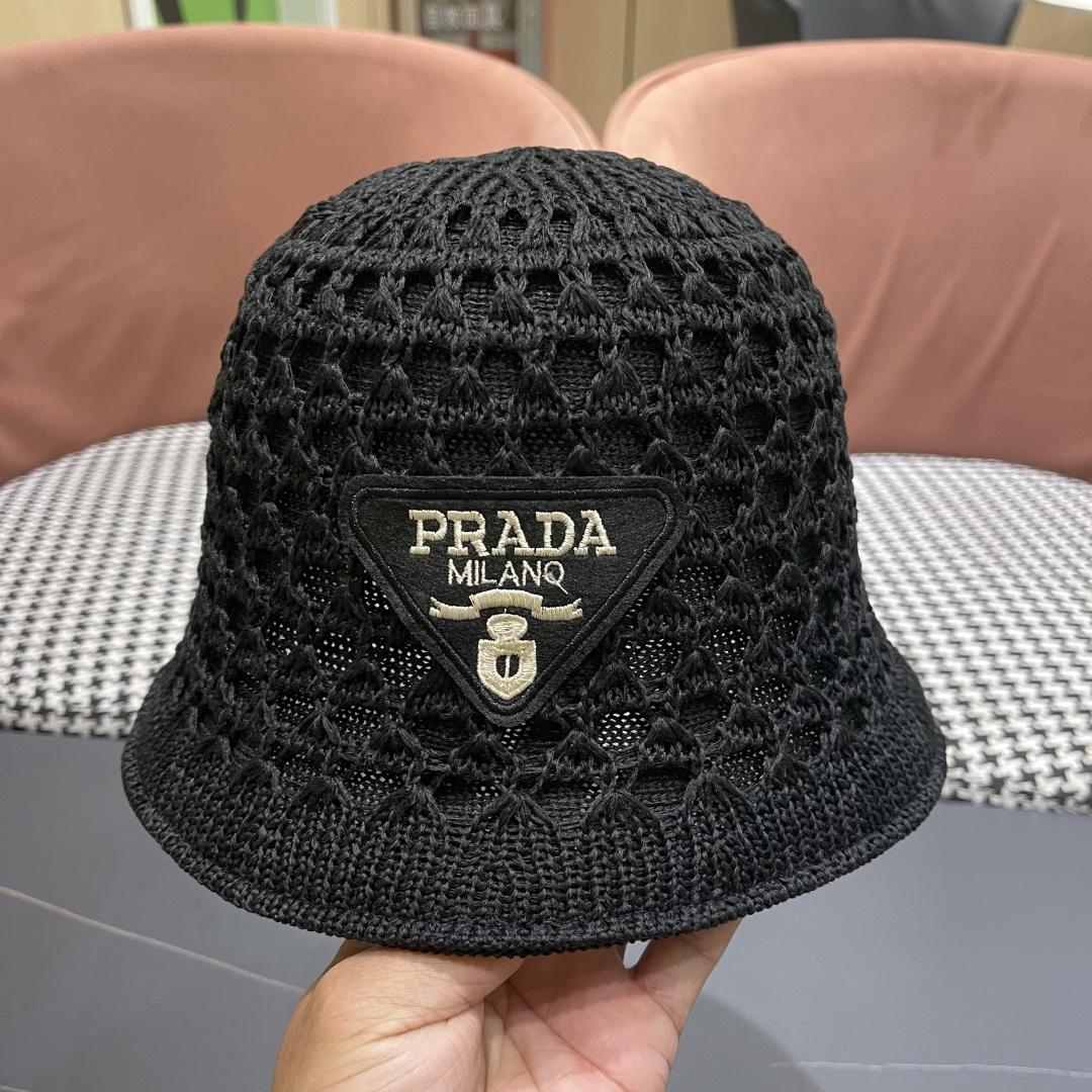  普拉达Prada 夏季时尚针织盆帽双面防晒遮阳渔夫帽女时尚
百搭素颜显脸小水桶帽
小