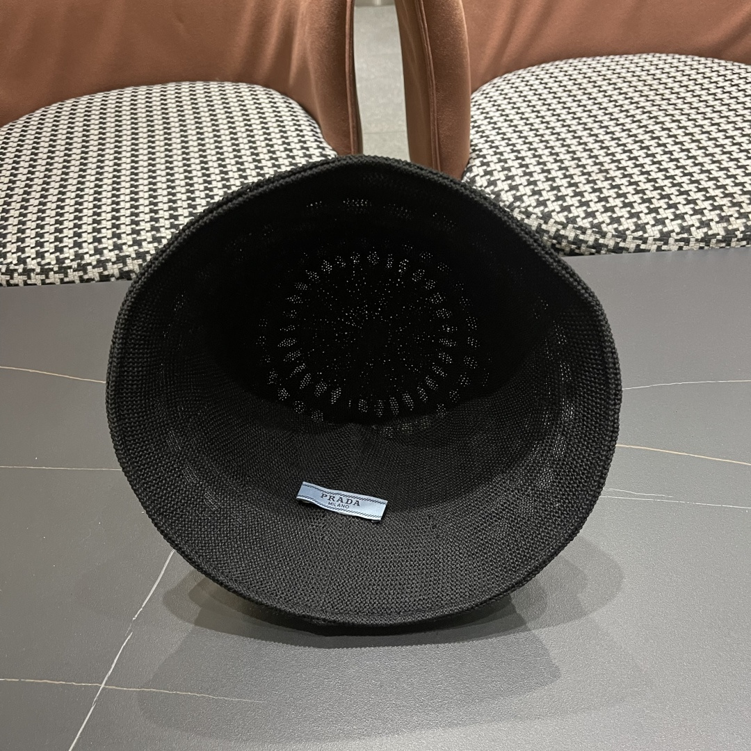  普拉达Prada 夏季时尚针织盆帽双面防晒遮阳渔夫帽女时尚
百搭素颜显脸小水桶帽
小