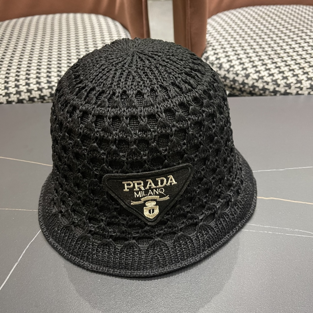  普拉达Prada 夏季时尚针织盆帽双面防晒遮阳渔夫帽女时尚
百搭素颜显脸小水桶帽
小