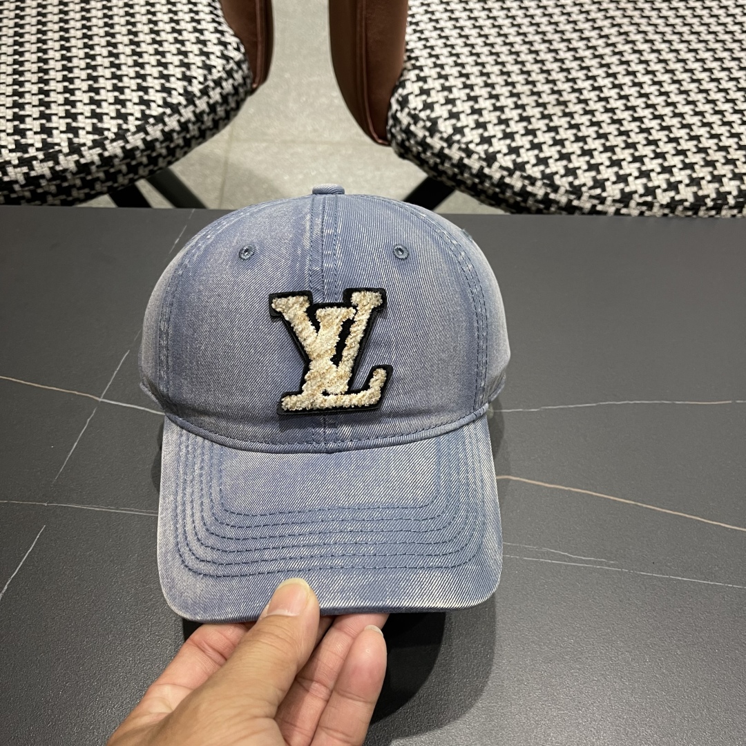  LouiVuittonLV👒专柜新款路易威登2025新年棒球帽，简单大方 男女通用遮阳帽，