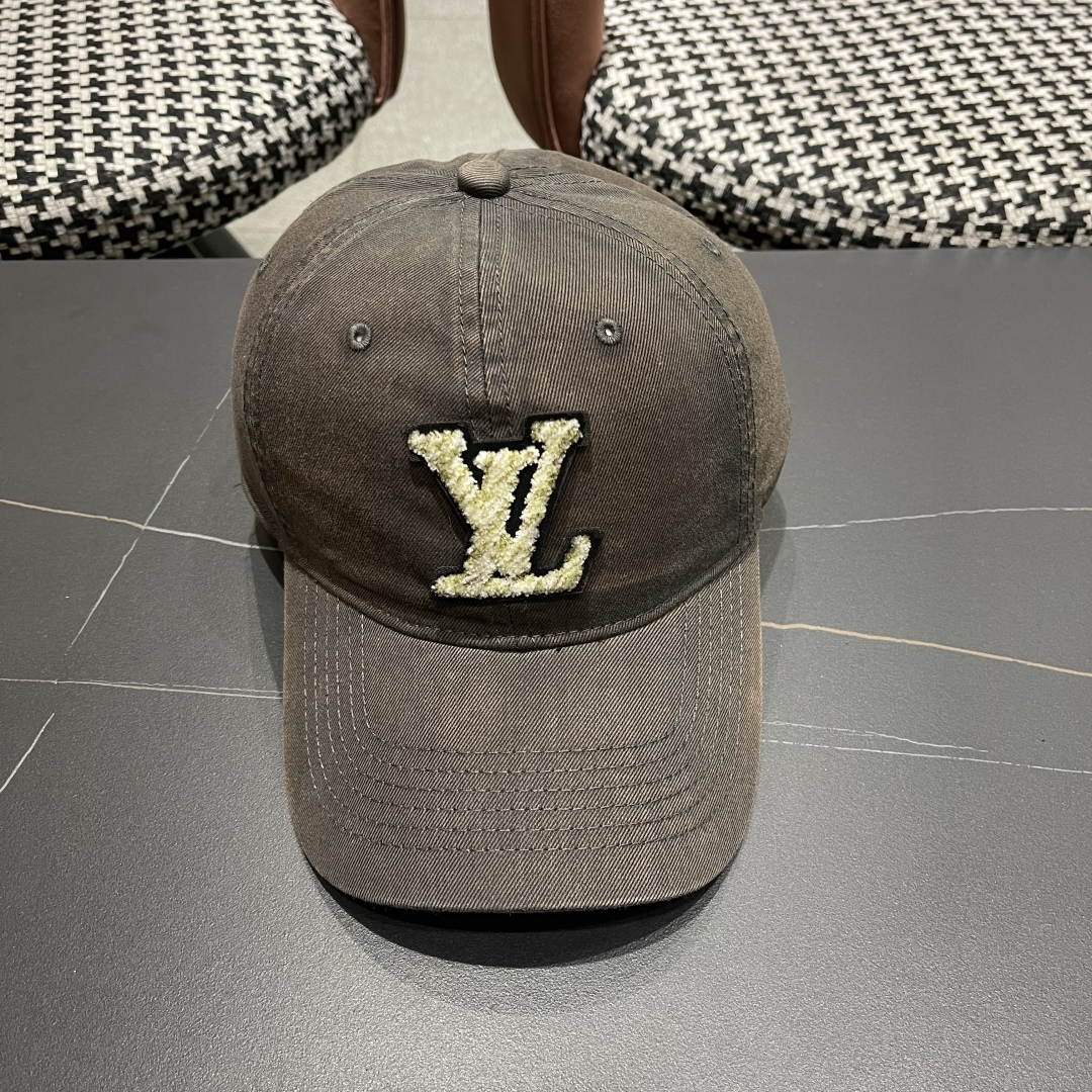  LouiVuittonLV👒专柜新款路易威登2025新年棒球帽，简单大方 男女通用遮阳帽，