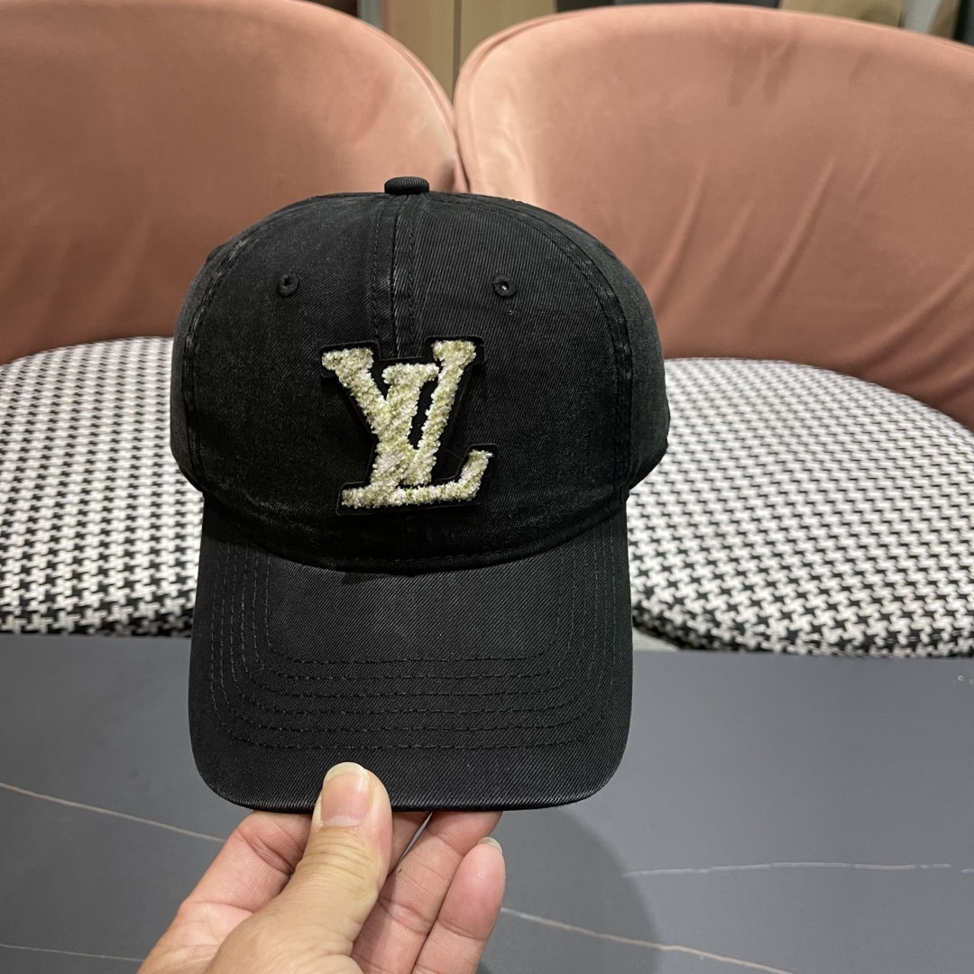  LouiVuittonLV👒专柜新款路易威登2025新年棒球帽，简单大方 男女通用遮阳帽，