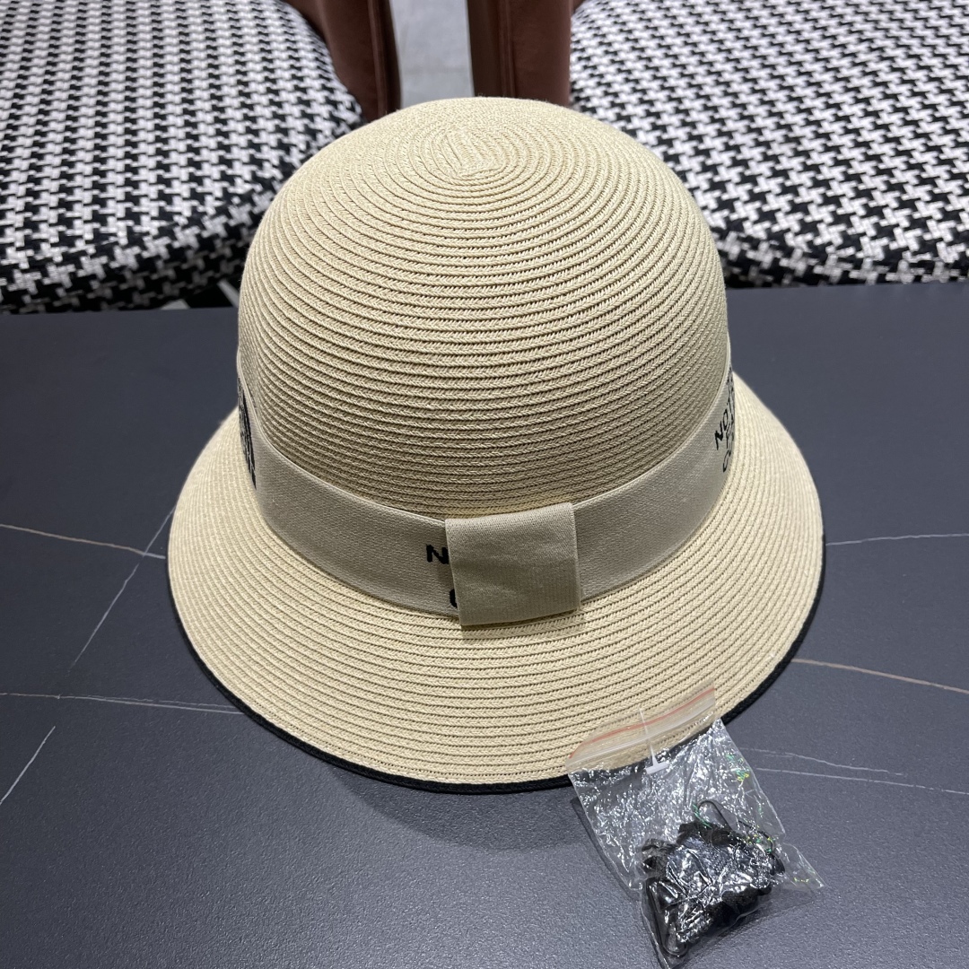 【GUCCI古奇】2025新款草编遮阳草帽盆帽🤩沙滩风，简约大方，百搭单品～新款帽型超美腻，新品上架