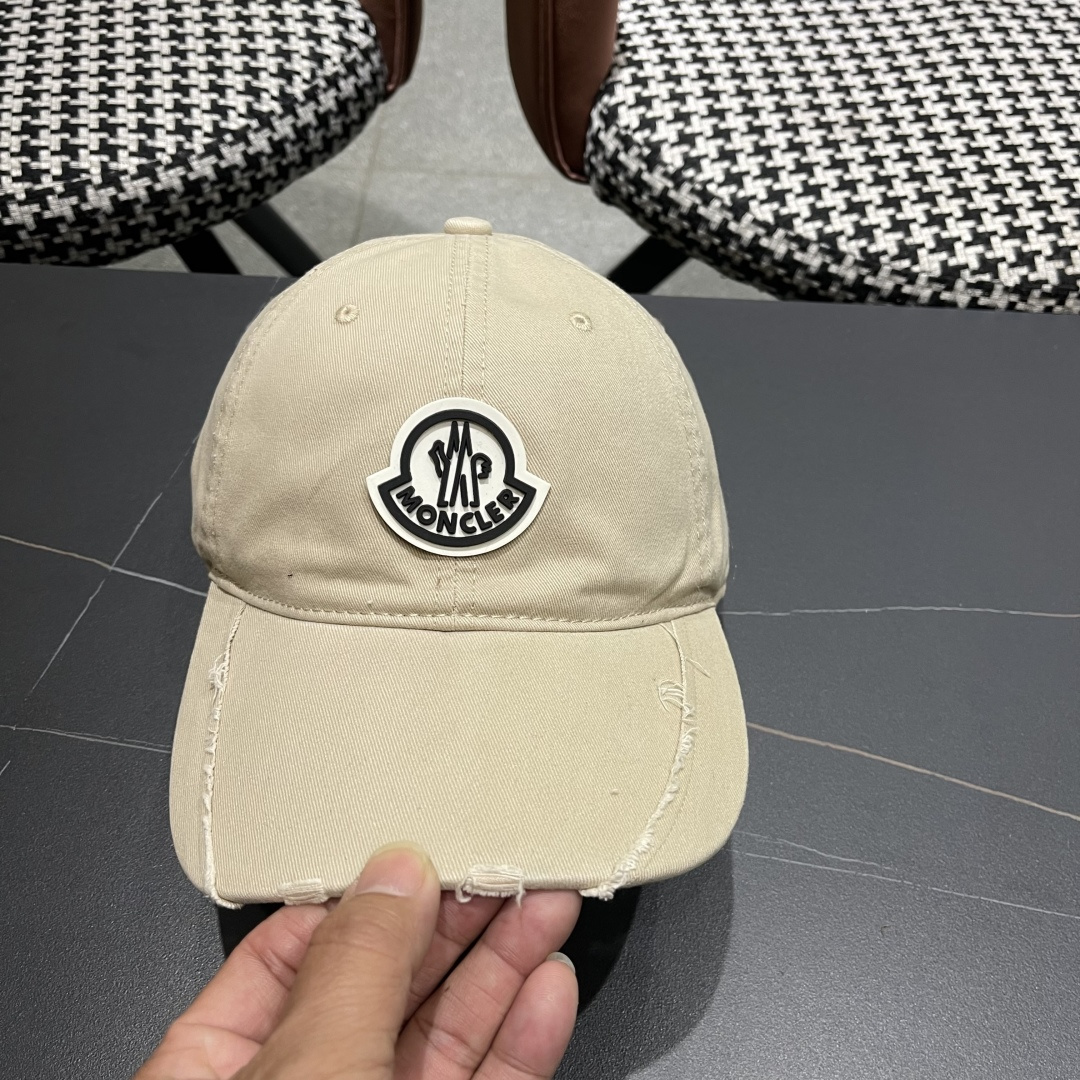  春夏新款 蒙口MONCLER 新款棒球帽，年轻时尚潮人穿搭色系，视觉效果超强，好看有质感！