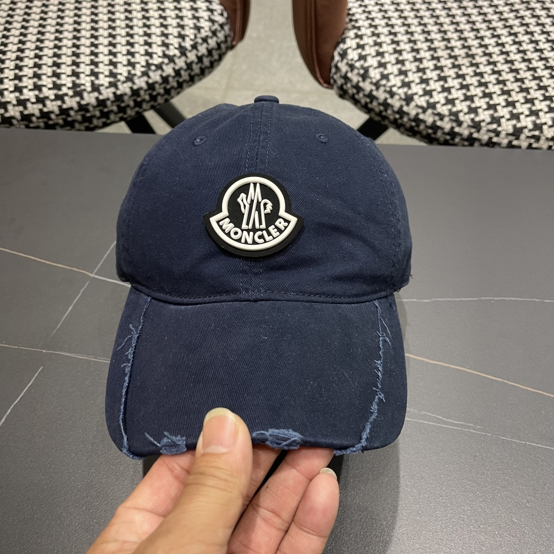  春夏新款 蒙口MONCLER 新款棒球帽，年轻时尚潮人穿搭色系，视觉效果超强，好看有质感！