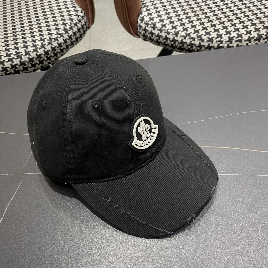  春夏新款 蒙口MONCLER 新款棒球帽，年轻时尚潮人穿搭色系，视觉效果超强，好看有质感！