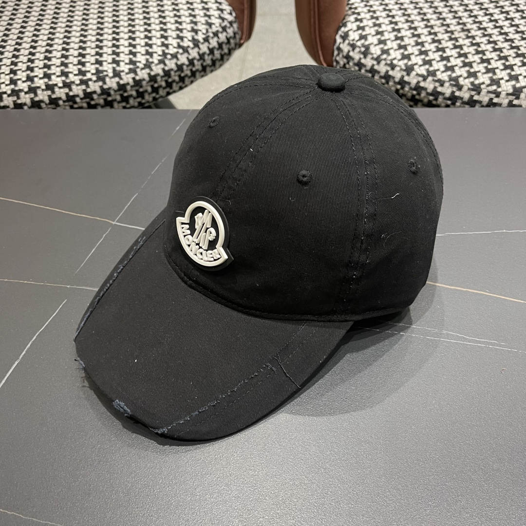  春夏新款 蒙口MONCLER 新款棒球帽，年轻时尚潮人穿搭色系，视觉效果超强，好看有质感！