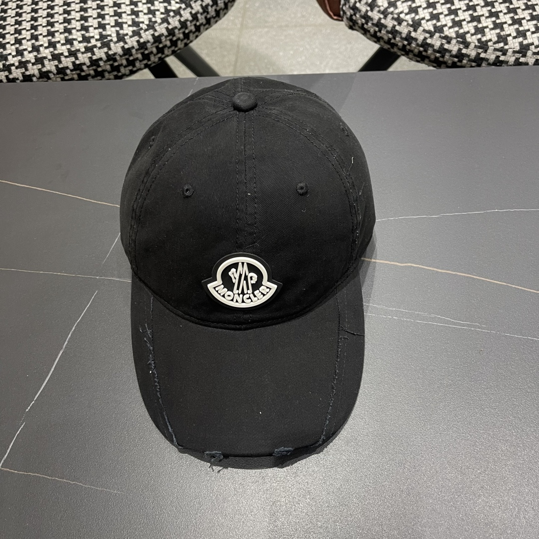  春夏新款 蒙口MONCLER 新款棒球帽，年轻时尚潮人穿搭色系，视觉效果超强，好看有质感！