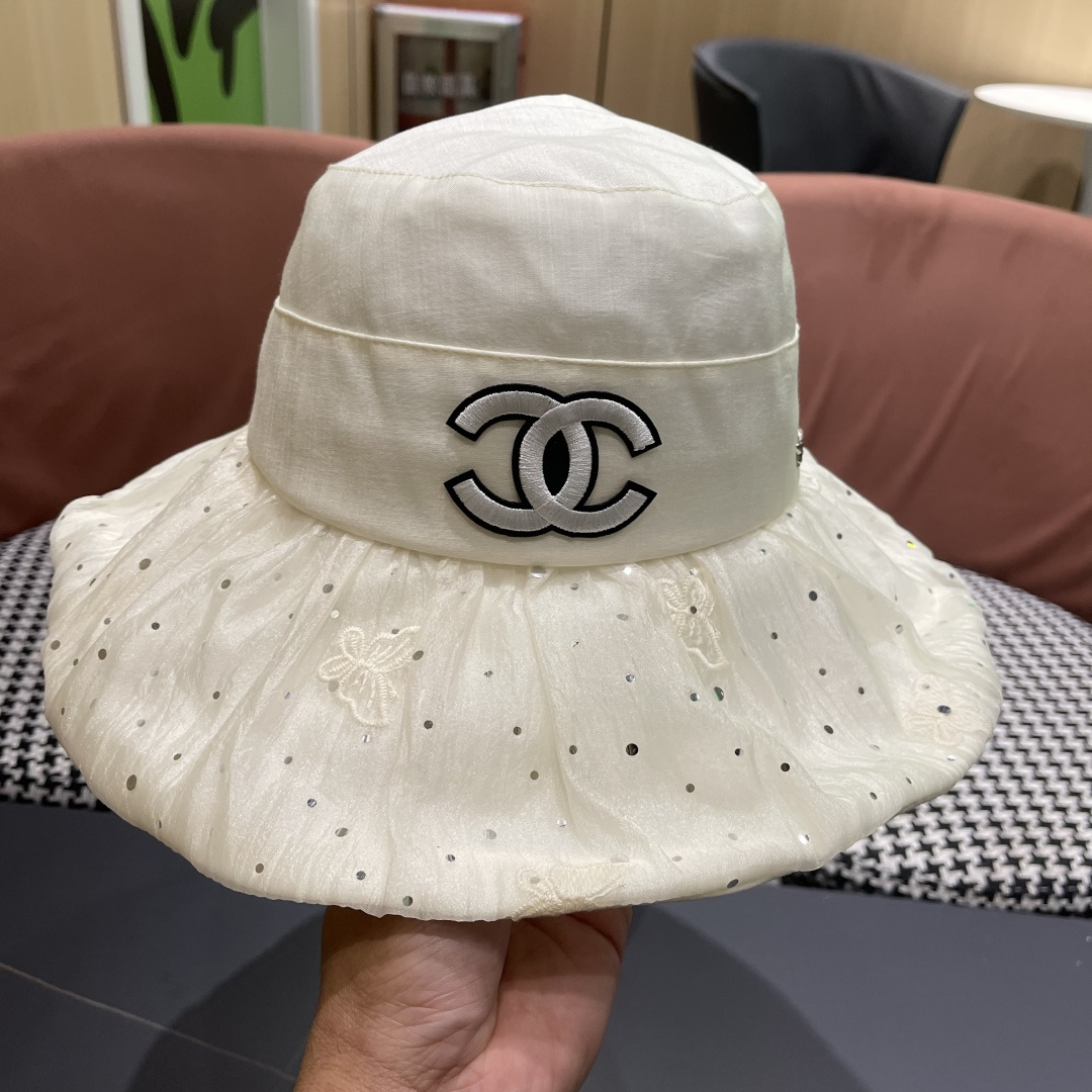 香奈儿CHANEL 朵澜大帽檐黑胶防晒帽女夏时尚百搭显脸小渔夫帽出游海边太阳帽子