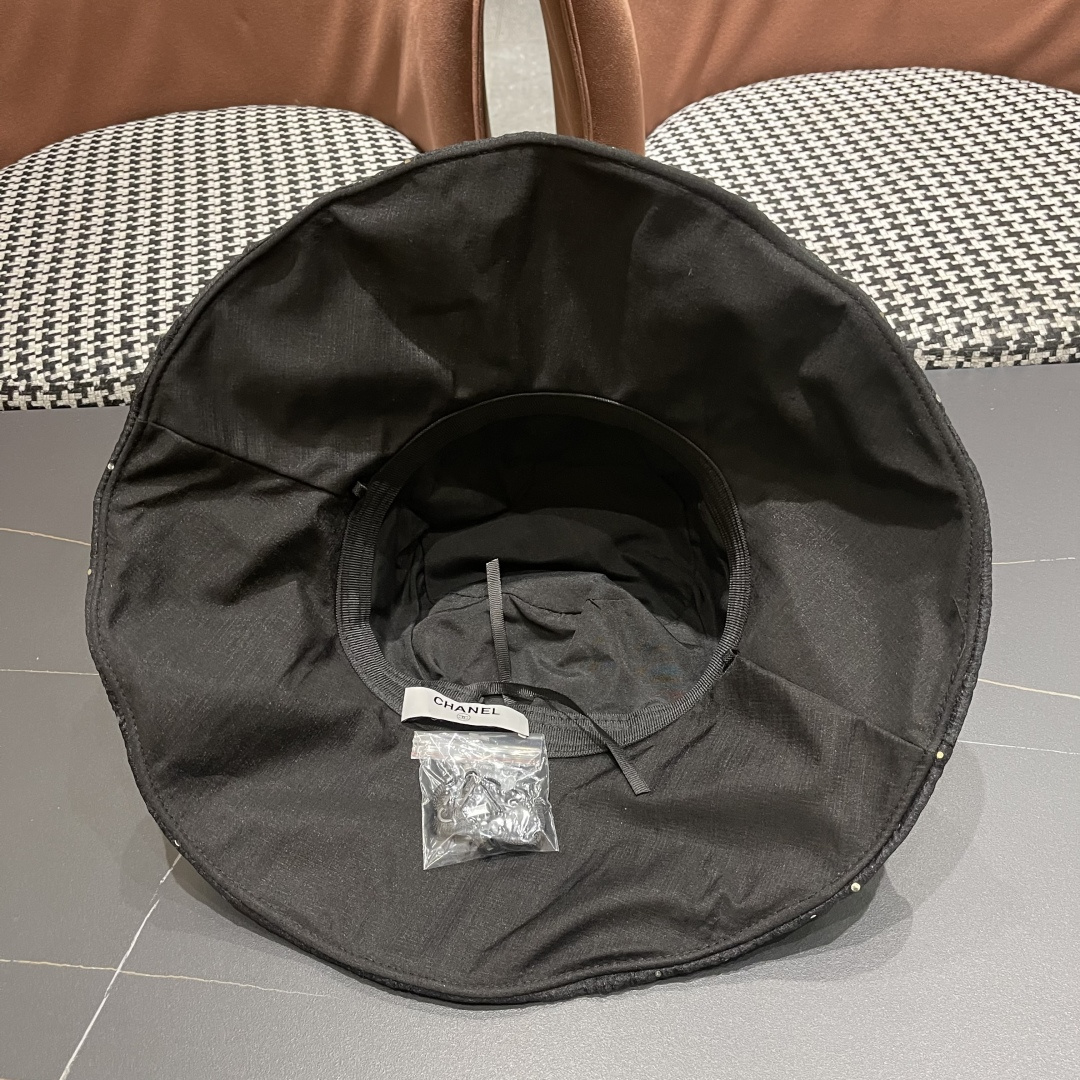 香奈儿CHANEL 朵澜大帽檐黑胶防晒帽女夏时尚百搭显脸小渔夫帽出游海边太阳帽子