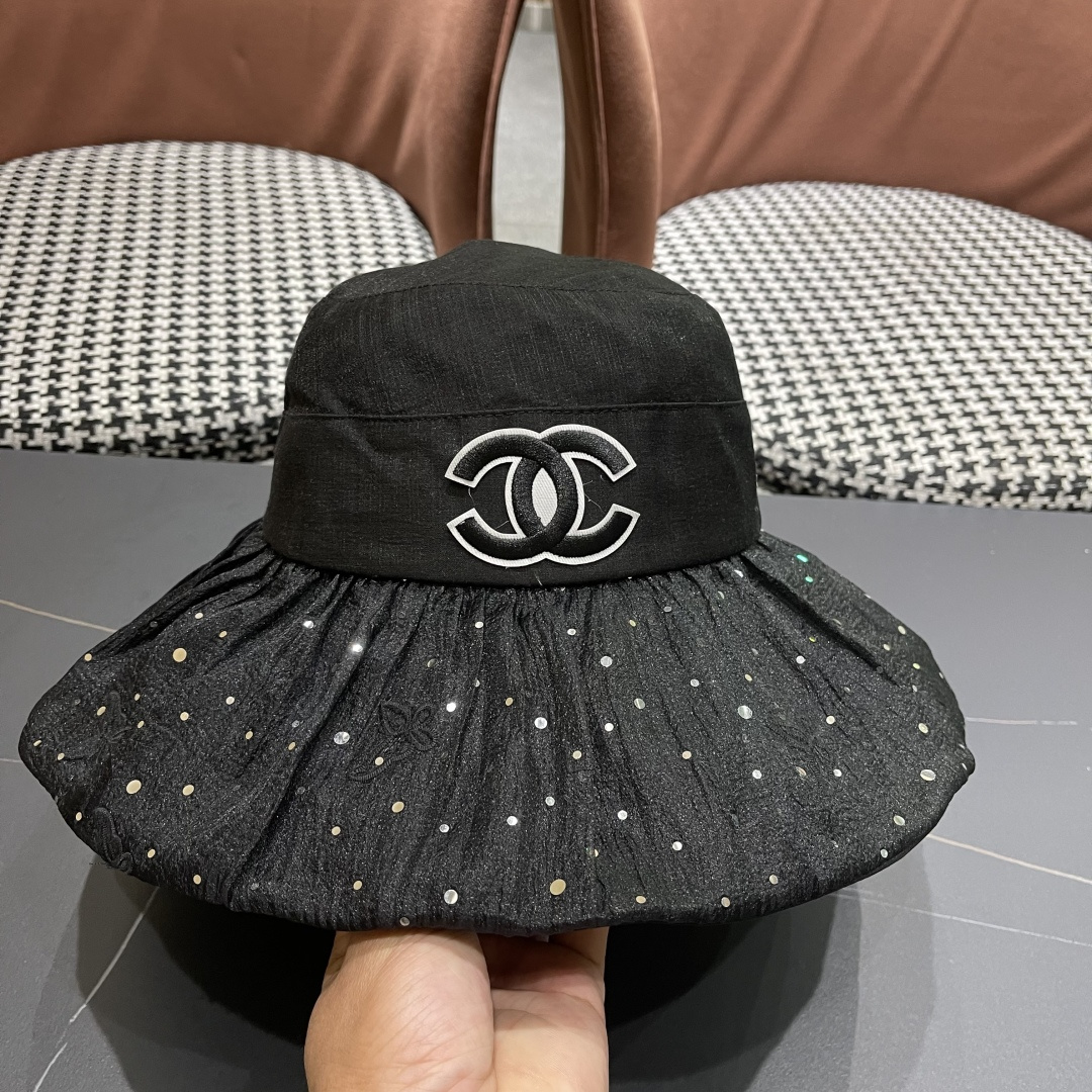 香奈儿CHANEL 朵澜大帽檐黑胶防晒帽女夏时尚百搭显脸小渔夫帽出游海边太阳帽子