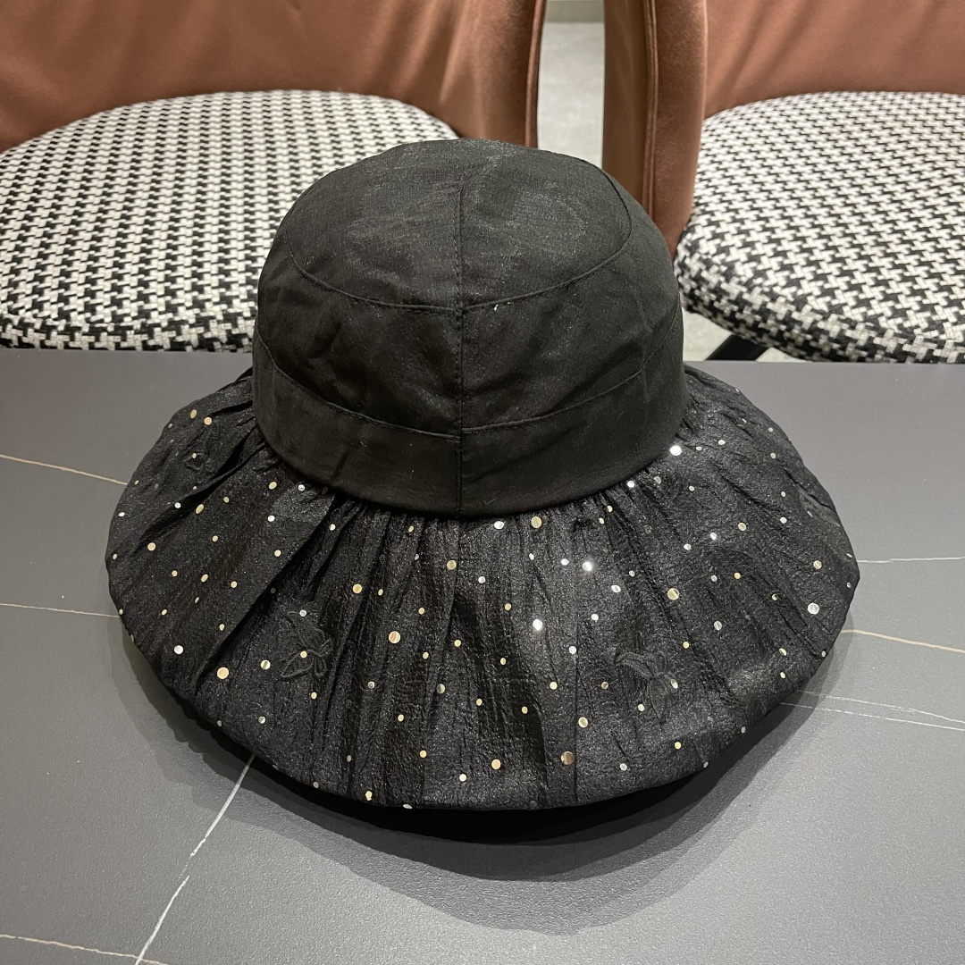 香奈儿CHANEL 朵澜大帽檐黑胶防晒帽女夏时尚百搭显脸小渔夫帽出游海边太阳帽子