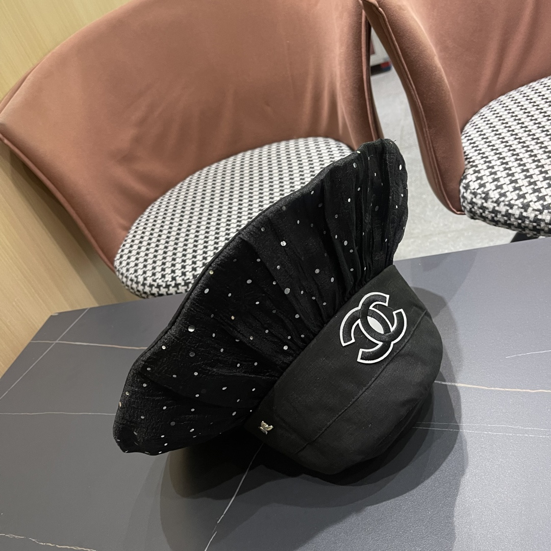 香奈儿CHANEL 朵澜大帽檐黑胶防晒帽女夏时尚百搭显脸小渔夫帽出游海边太阳帽子