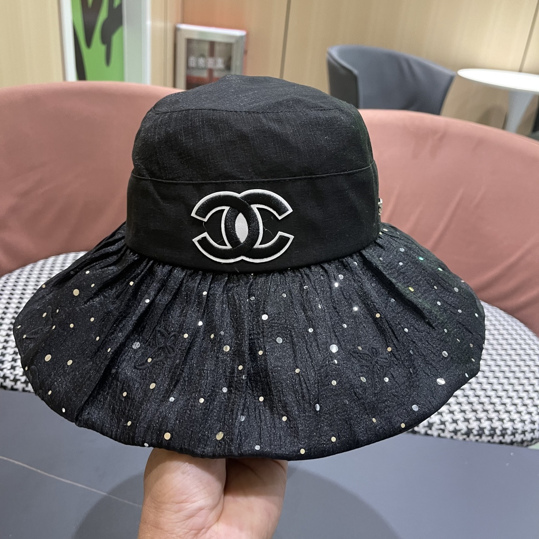 香奈儿CHANEL 朵澜大帽檐黑胶防晒帽女夏时尚百搭显脸小渔夫帽出游海边太阳帽子