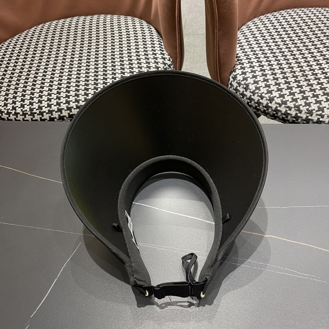 Moncler蒙口 洋气百搭空顶草帽夏防紫外线大帽檐遮阳帽女