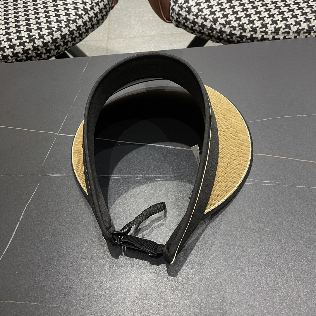 Moncler蒙口 洋气百搭空顶草帽夏防紫外线大帽檐遮阳帽女