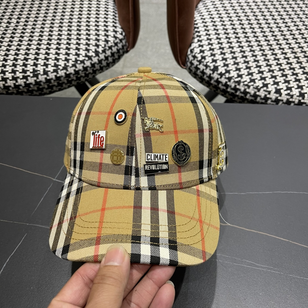 Burberry（巴宝莉） 渔夫帽 棒球帽 专柜热卖款纯棉内里，轻盈透气。完美版型，对格精准无误，原厂品