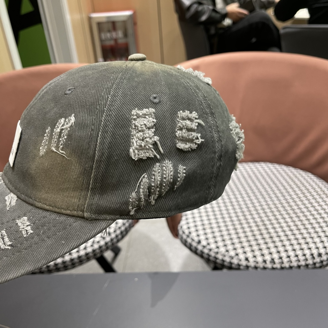  Moncler蒙口 破洞蝴蝶结棒球帽2025春新款，防晒复古百搭鸭舌帽子男潮