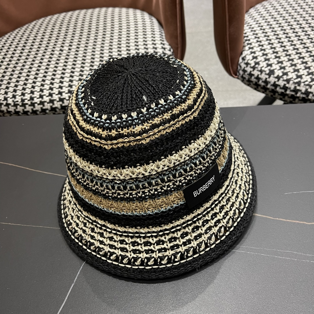  Burberry（巴宝莉）春夏针织镂空撞色条纹渔夫帽女百搭防晒出游遞阳
帽显脸小水桶帽潮