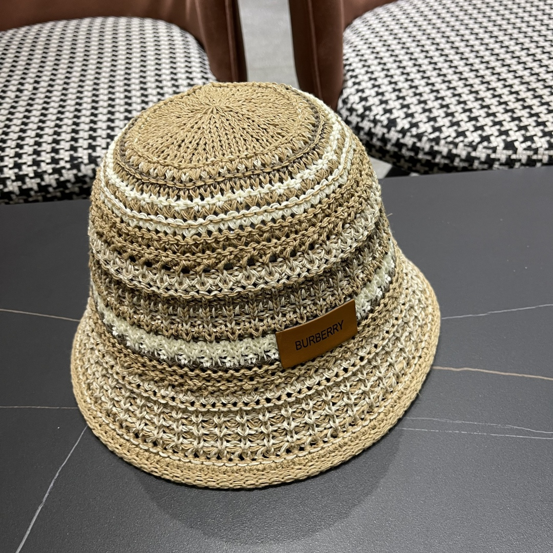  Burberry（巴宝莉）春夏针织镂空撞色条纹渔夫帽女百搭防晒出游遞阳
帽显脸小水桶帽潮