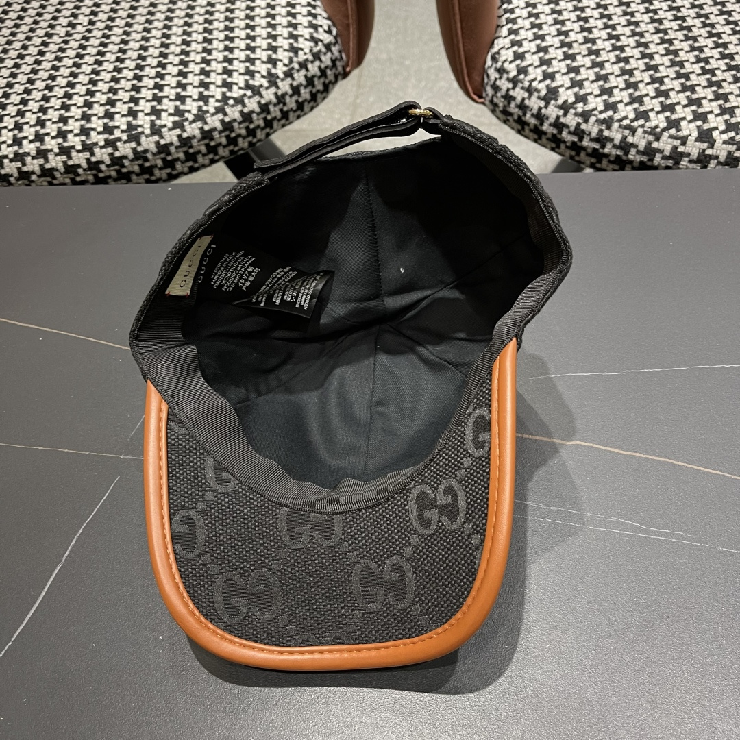  Gucci古奇新款原单棒球帽， 大双G，专柜11开模订制，原版帆布面料+头层牛皮，基础头围56，贴片可
