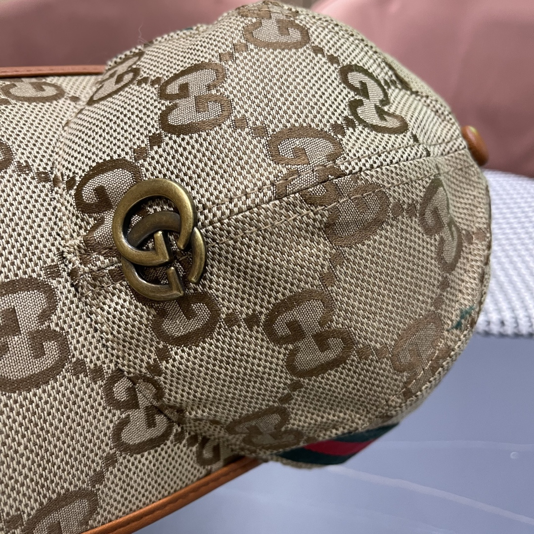  Gucci古奇新款原单棒球帽， 大双G，专柜11开模订制，原版帆布面料+头层牛皮，基础头围56，贴片可