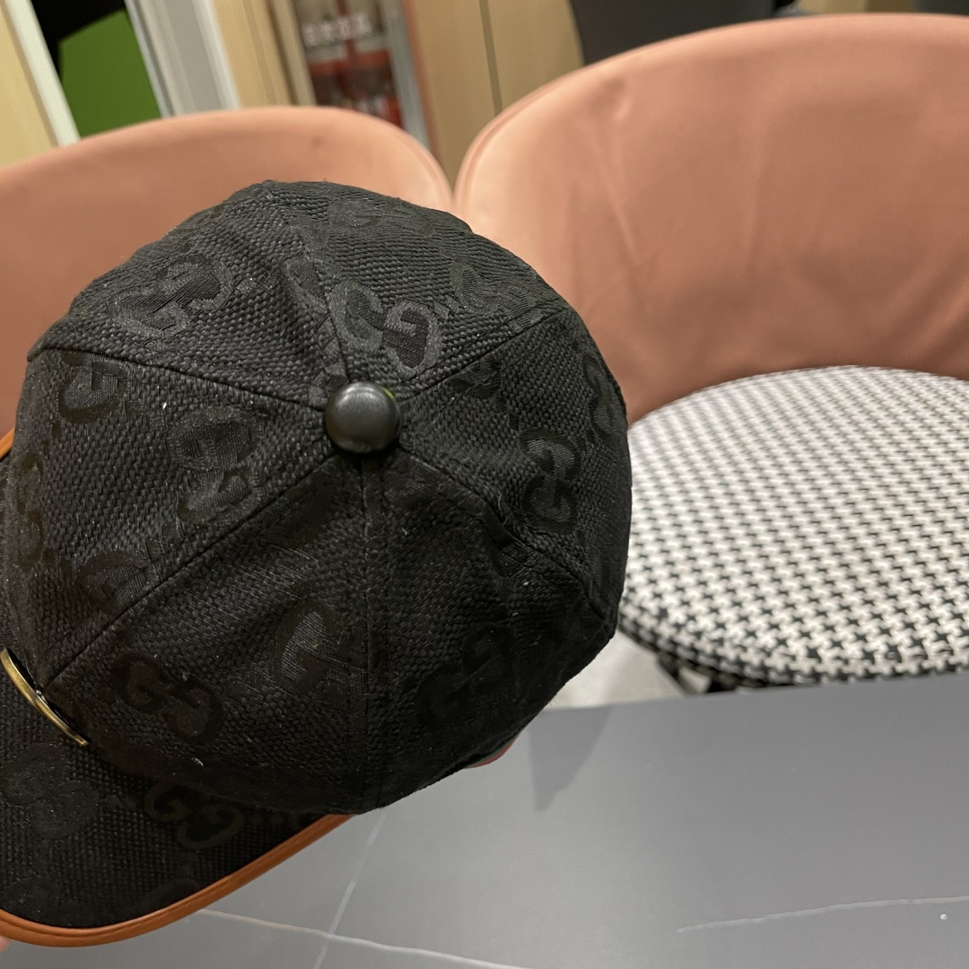  Gucci古奇新款原单棒球帽， 大双G，专柜11开模订制，原版帆布面料+头层牛皮，基础头围56，贴片可