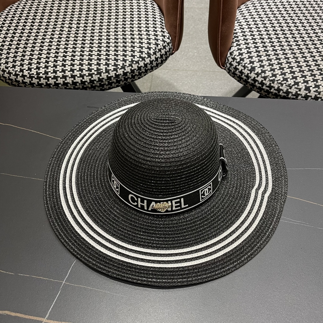 【CHANEL香奈儿】2025新款草编大檐拼色织带款编织草帽，优雅大方的一款