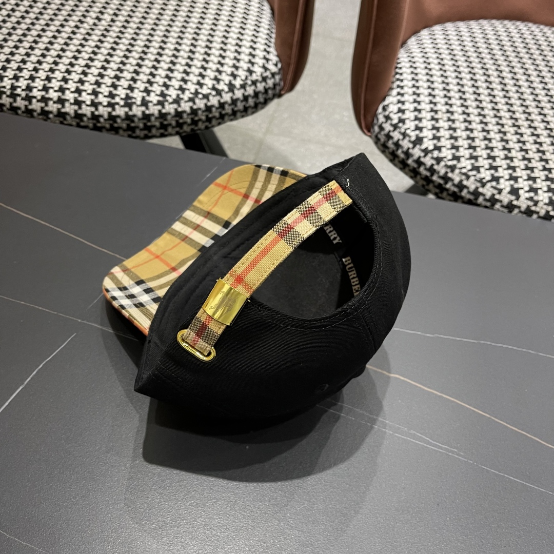  Burberry（巴宝莉）原单棒球帽  专柜热卖轻盈透气。完美版型，原厂品质，独家实物拍摄，男女适用！