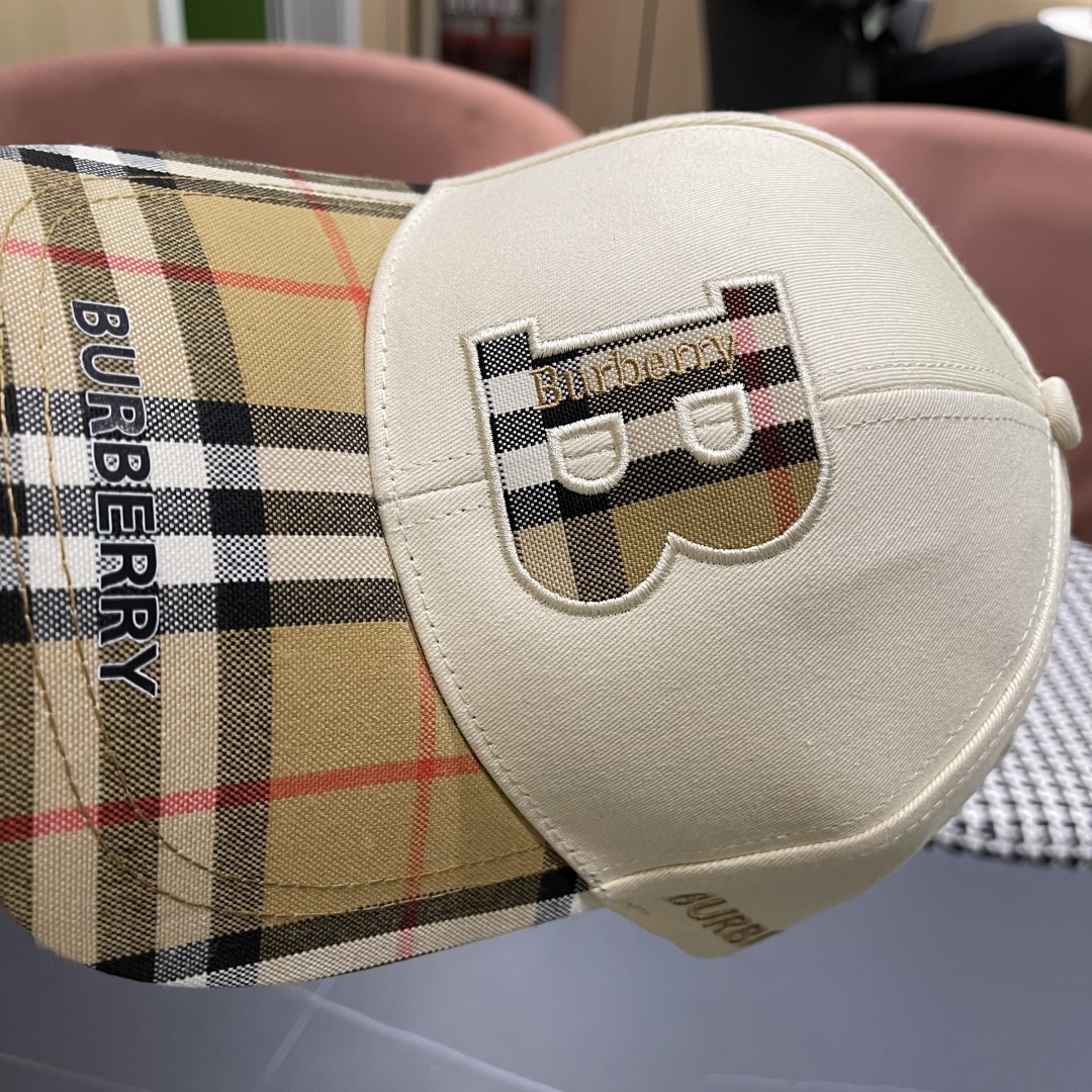  Burberry（巴宝莉）原单棒球帽  专柜热卖轻盈透气。完美版型，原厂品质，独家实物拍摄，男女适用！