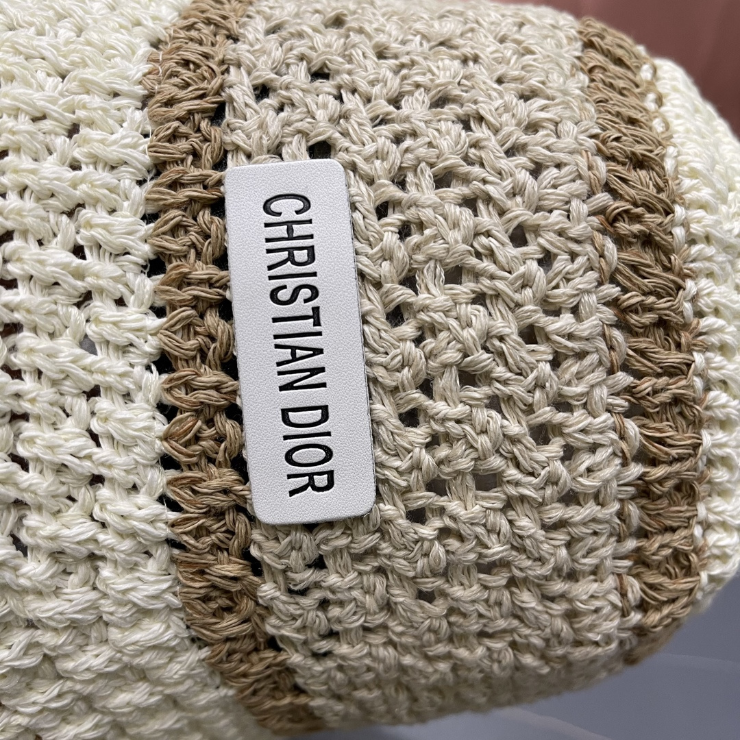 Dior迪奥遮阳草帽子女夏季草编镂空透气盆帽素颜百搭显脸小遮脸水桶渔夫帽