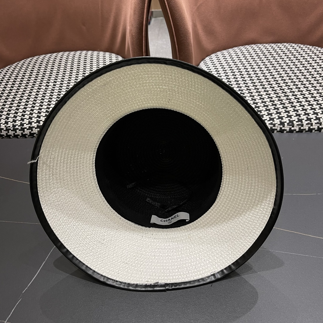  💛【CHANEL香奈儿】2025新款小香风密织度假风盆帽水桶拼色草帽，出街旅行单品