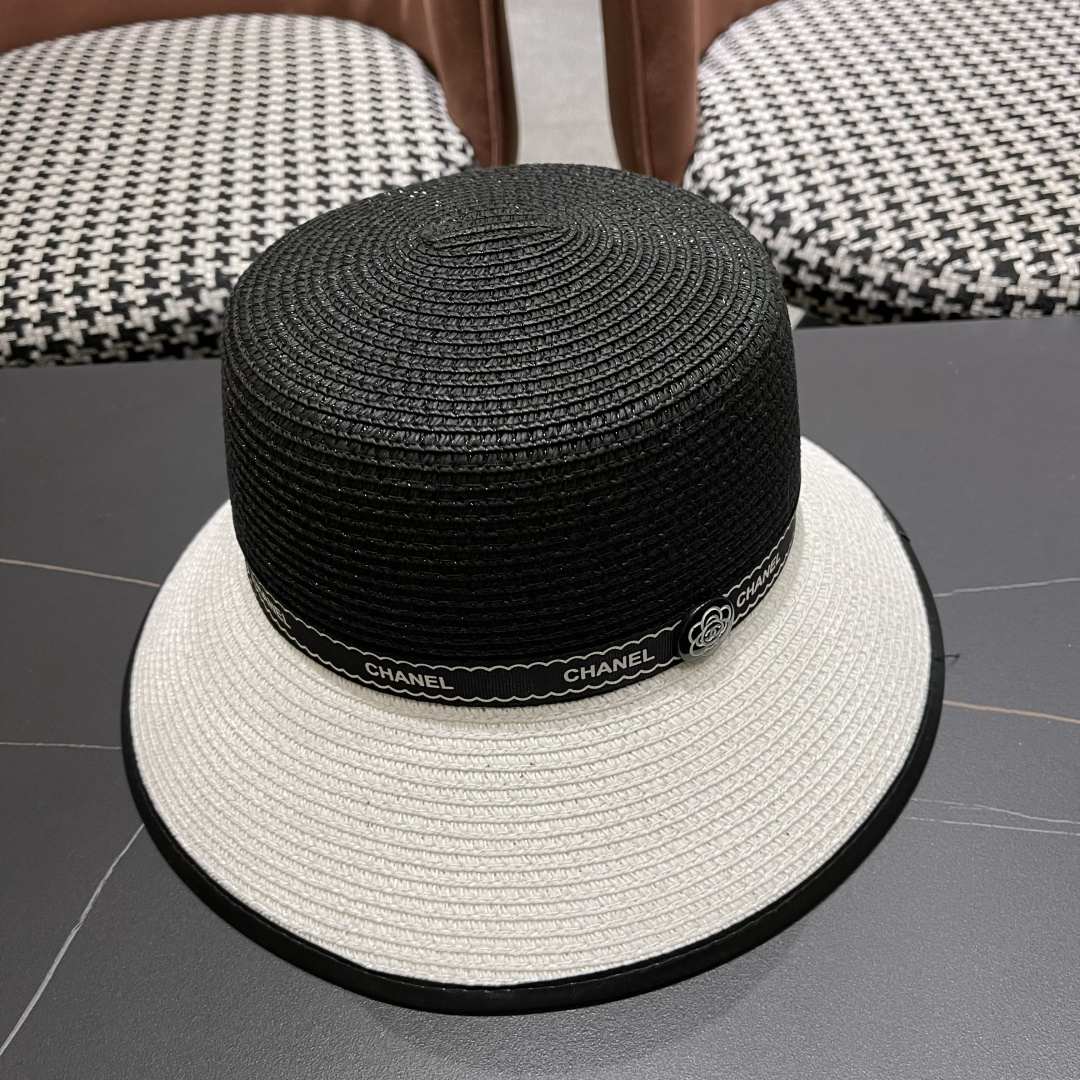  💛【CHANEL香奈儿】2025新款小香风密织度假风盆帽水桶拼色草帽，出街旅行单品