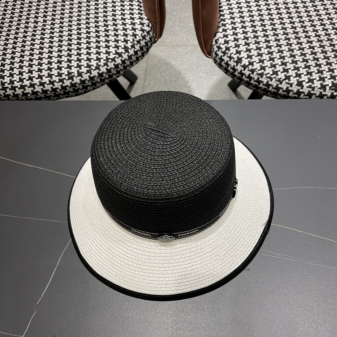  💛【CHANEL香奈儿】2025新款小香风密织度假风盆帽水桶拼色草帽，出街旅行单品
