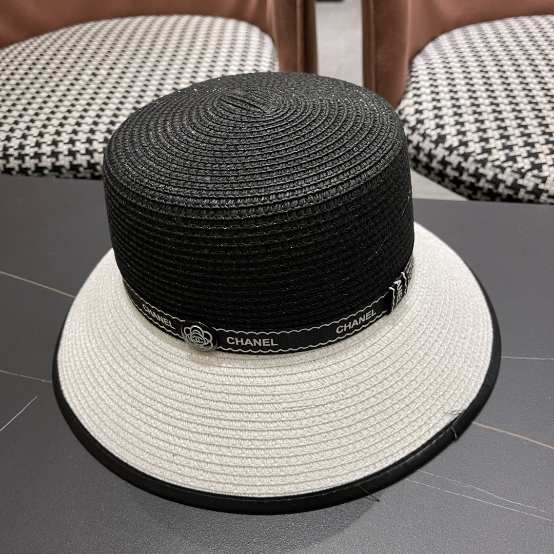  💛【CHANEL香奈儿】2025新款小香风密织度假风盆帽水桶拼色草帽，出街旅行单品