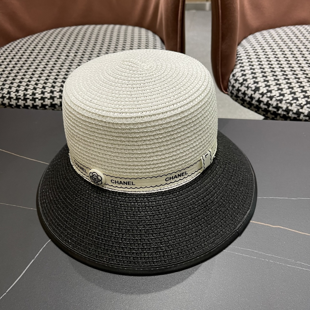  💛【CHANEL香奈儿】2025新款小香风密织度假风盆帽水桶拼色草帽，出街旅行单品