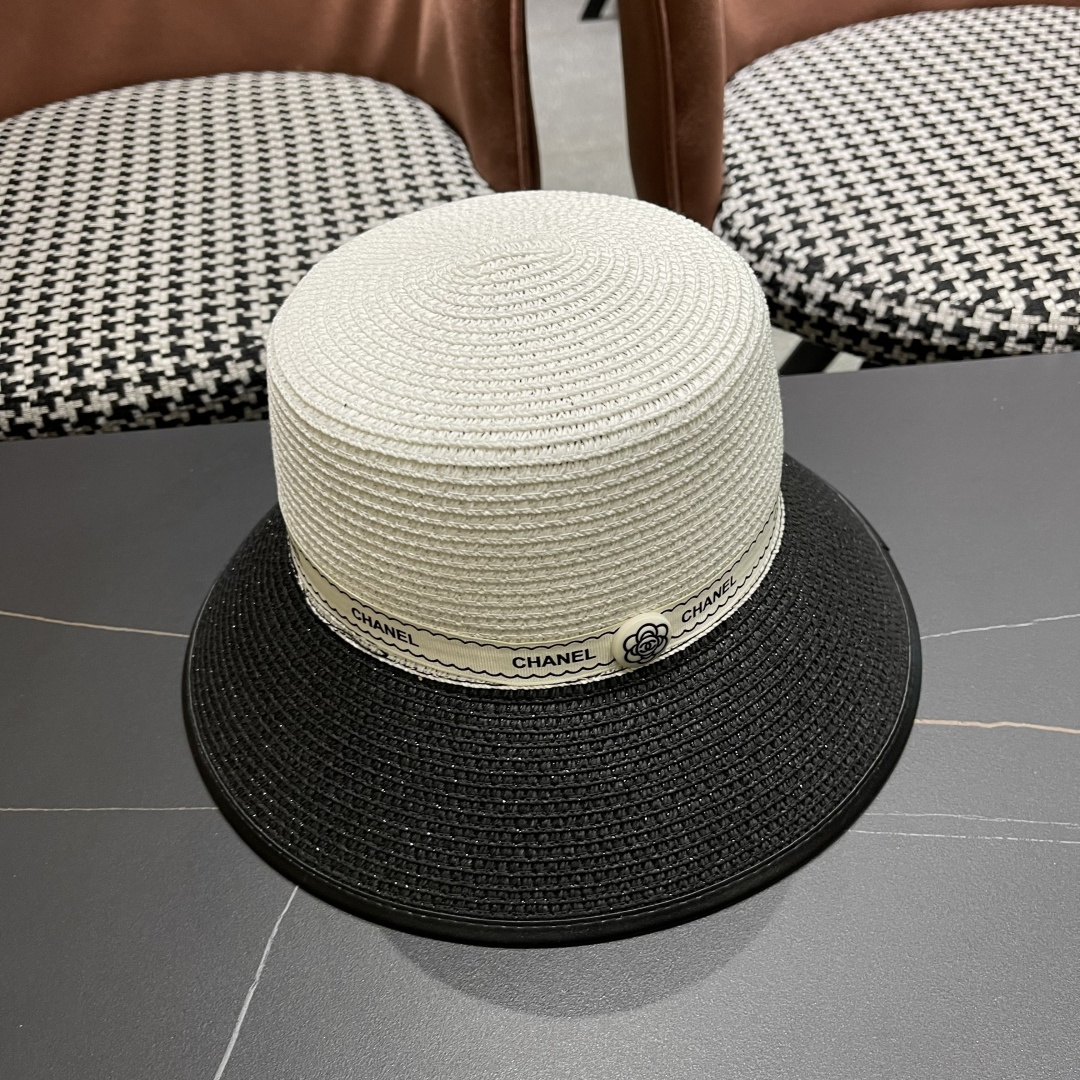  💛【CHANEL香奈儿】2025新款小香风密织度假风盆帽水桶拼色草帽，出街旅行单品