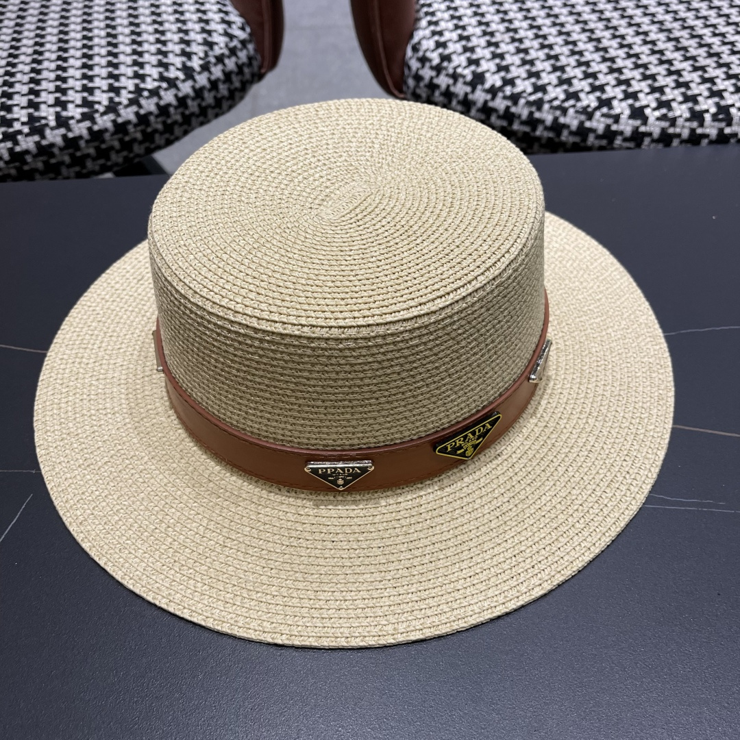  PRADA普拉达】2025新款平顶草帽，出街必备超好搭配，赶紧入手！